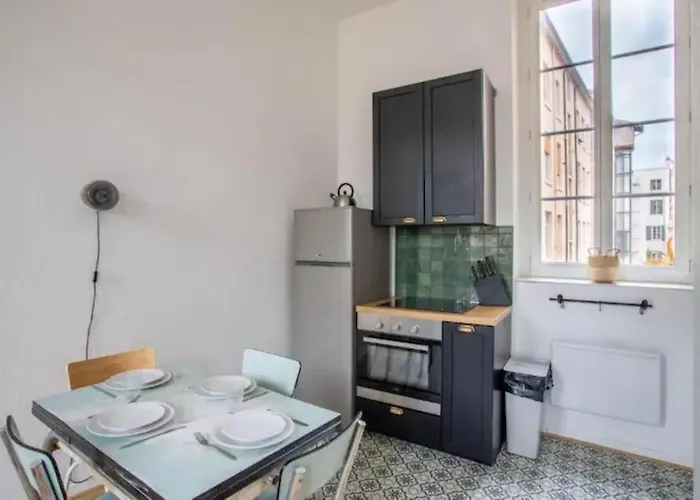 Appartement 2 Chambres, Calme Garanti